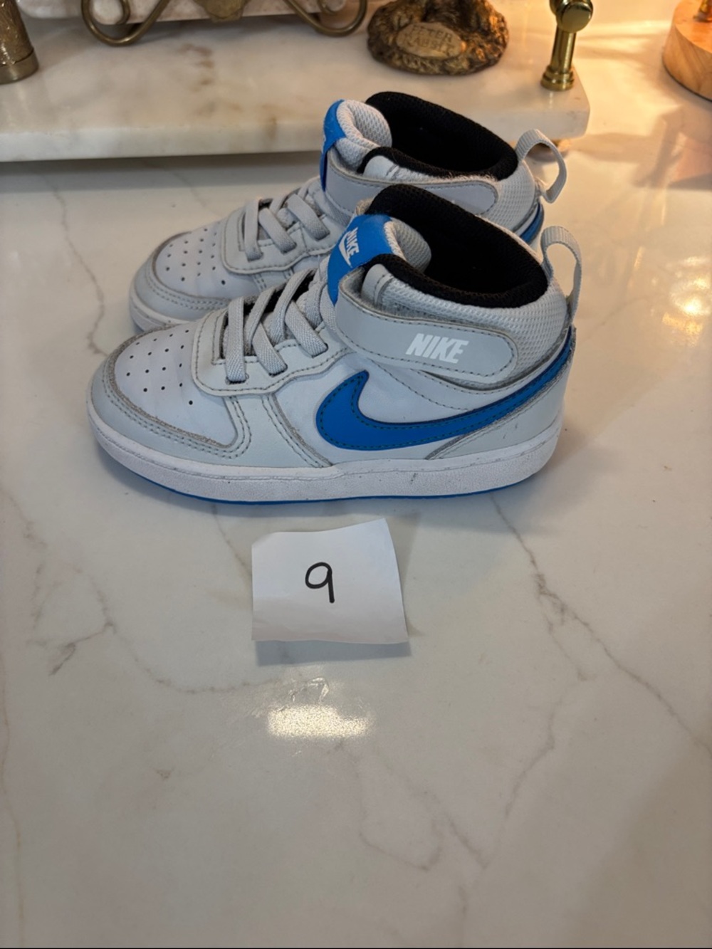Nike White and Blue Youth Mid-Top Sneakers